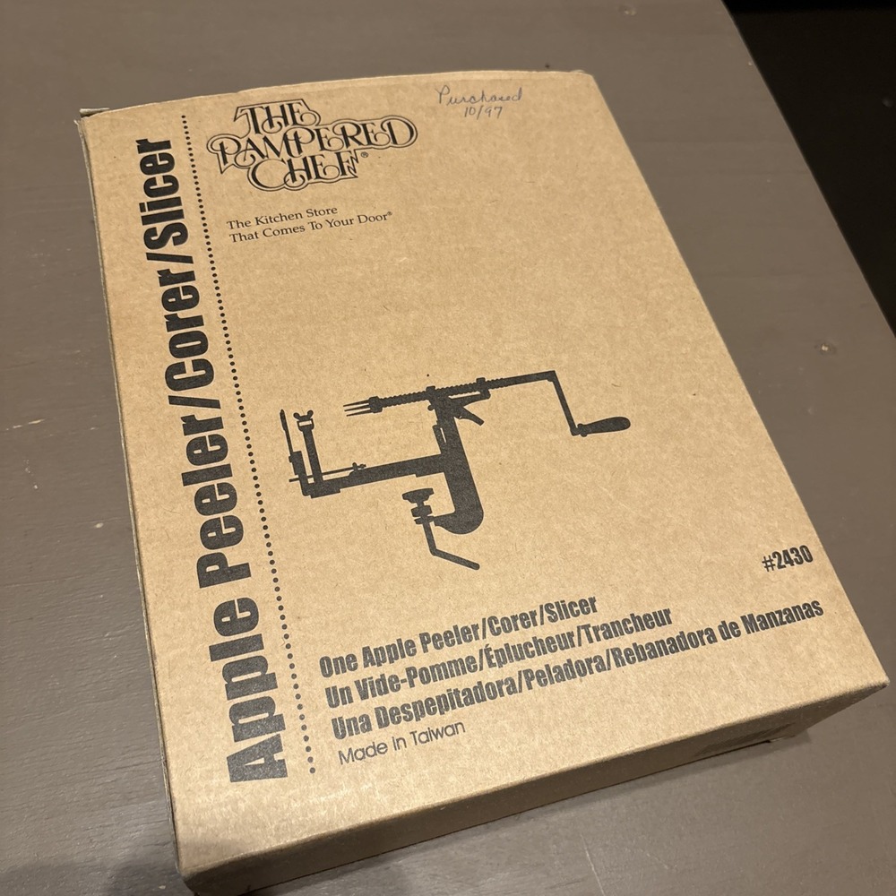The Pampered Chef Apple Peeler Corer Slicer #2430 NEW NIB